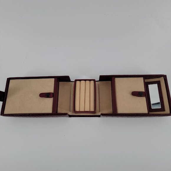 Vintage Wolf Designs Travel Jewelry Case (1997) – Burgundy Croc Embossed - Picture 6 of 9